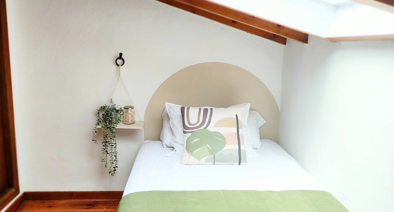 Ganze Wohnung, Ferienwohnung 'Florenta G2' mit Bergblick, privater Terrasse und Wi-Fi in Cangas de Onís, Costa Verde (Spanien)