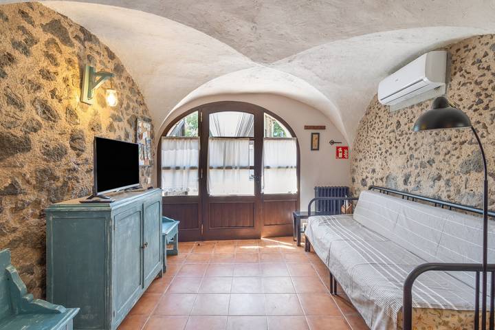 Casa rural para 4 personas, con Jardín y Piscina para niños en Garrotxa - 3