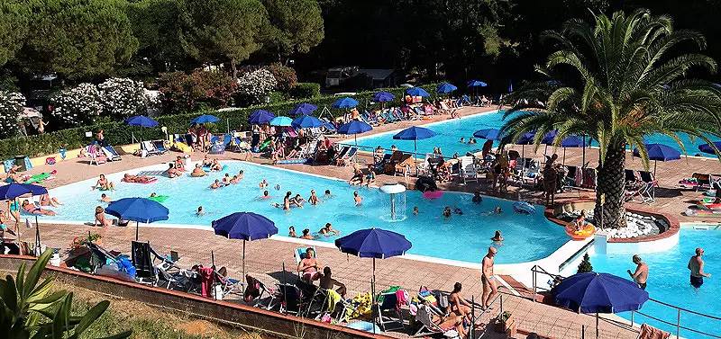 Camping für 5 Personen, mit Terrasse und Pool in der Toskana