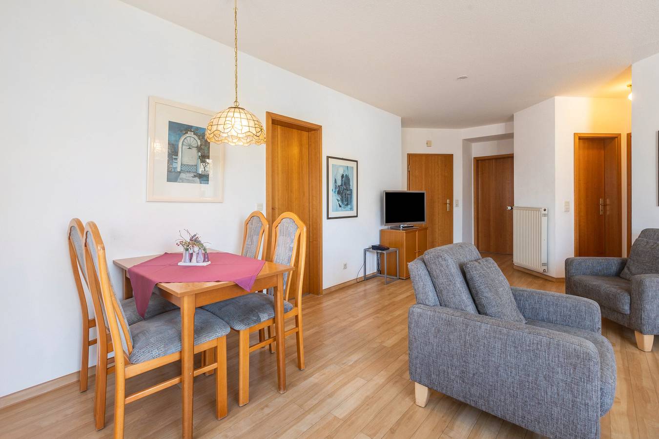 Ganze Wohnung, Ferienwohnung 'Orenberg 2' in Willingen, die Mittelgebirge