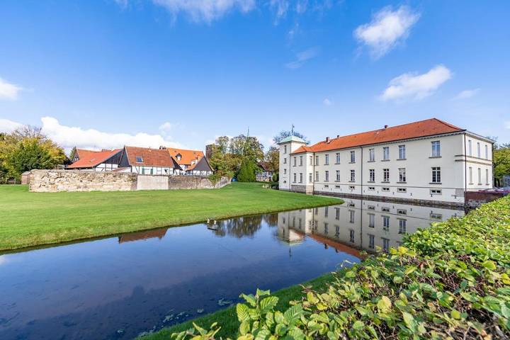 Hotel voor 4 personen, met Terras en Tuin in Herten