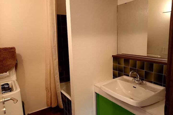 Appartement entier, Studio 275 plein sud, 4mn à pied télécabines piscine chauffée intérieure. 4pers. in Les Contamines-Montjoie, Pays du Mont-Blanc