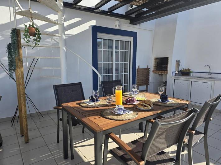 Apartamento de férias para 4 pessoas, com varanda em Tavira