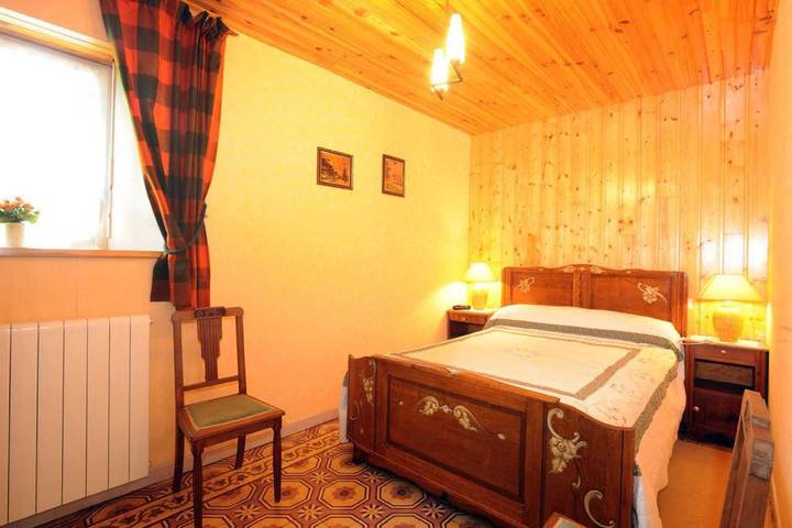 Gîte pour 5 personnes, avec jardin à Formiguères - 4