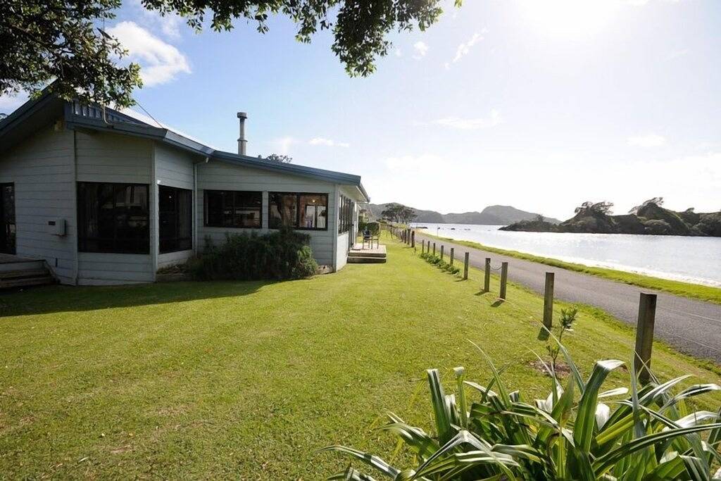 Oakura Strand, 8 Kajaks, Su Paddleboard, Wifi, Gas Feuerstelle in Whangarei District