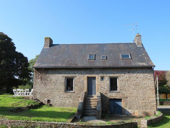 Gîte pour 10 personnes, avec terrasse et jardin, animaux acceptés à Pontorson - 2