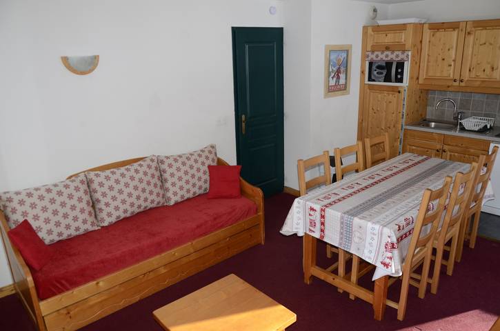 Gîte pour 6 personnes, avec sauna et balcon, adapté aux familles à Valloire - 4