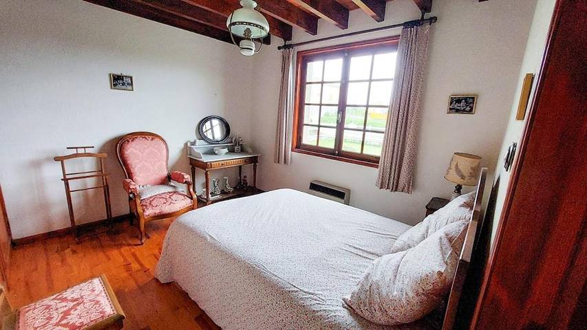 Location de vacances pour 6 personnes, avec vue et jardin à Lapte - 4