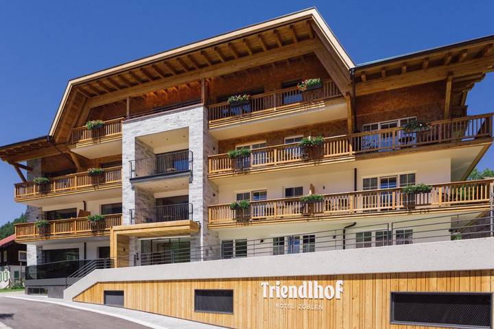 Ferienhaus für 4 Personen, mit Balkon und Terrasse sowie Garten und Sauna in Zöblen