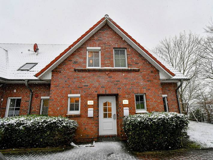 Ferienwohnung für 4 Personen, mit Terrasse und Garten in Carolinensiel