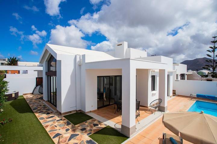 Chalet para 3 personas, con jardín y piscina además de sauna y jacuzzi en Lanzarote - 2