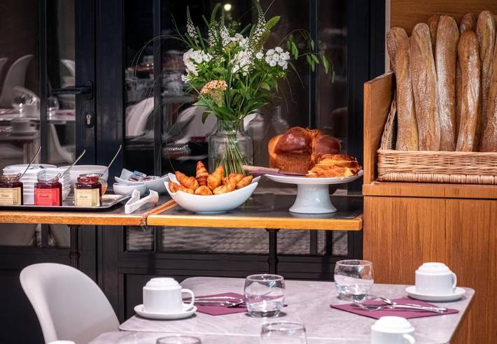 Hôtel pour 2 personnes, avec sauna et piscine ainsi que jardin et vue, animaux acceptés à Chancelade - 4