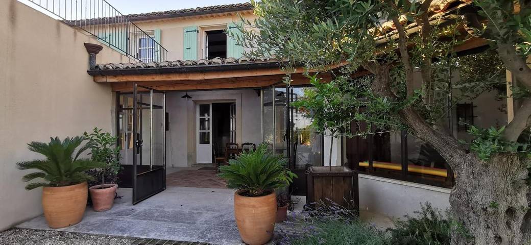 Location de vacances pour 6 personnes, avec vue ainsi que piscine et jardin à Réauville - 3