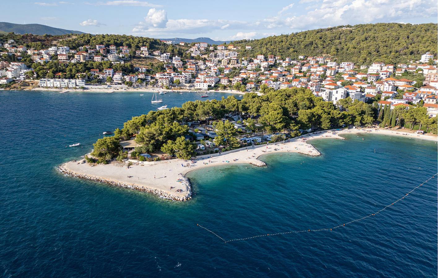 Mobilheim am Meer mit Terrasse, Küche und WLAN – 2 km vom Strand entfernt in Okrug Gornji, Ciovo