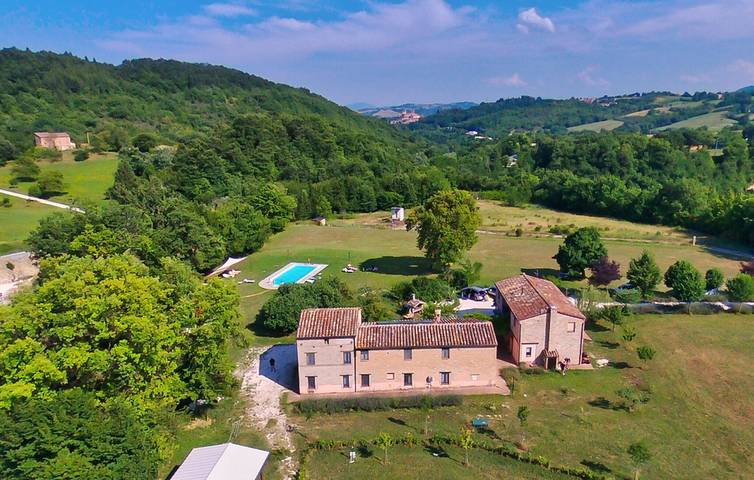 Ferienhaus für 5 Personen mit Pool in Sarnano, Nationalpark Monti Sibillini