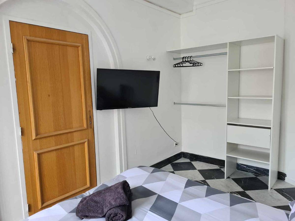 Appartement entier, Double Room in Bourg-de-Péage, Région de Valence
