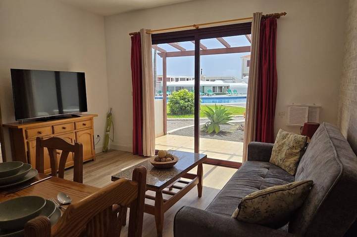 Apartamento entero, Casa Lago Azul 49, primera línea de costa in Los Cancajos, Breña Baja