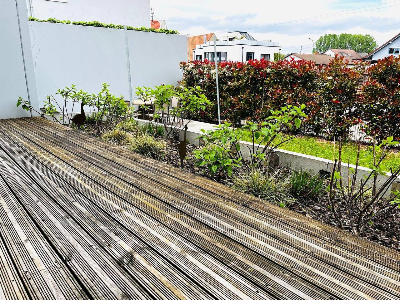 Hotel für 2 Personen mit Terrasse in Neuburg am Rhein, Rheinebene