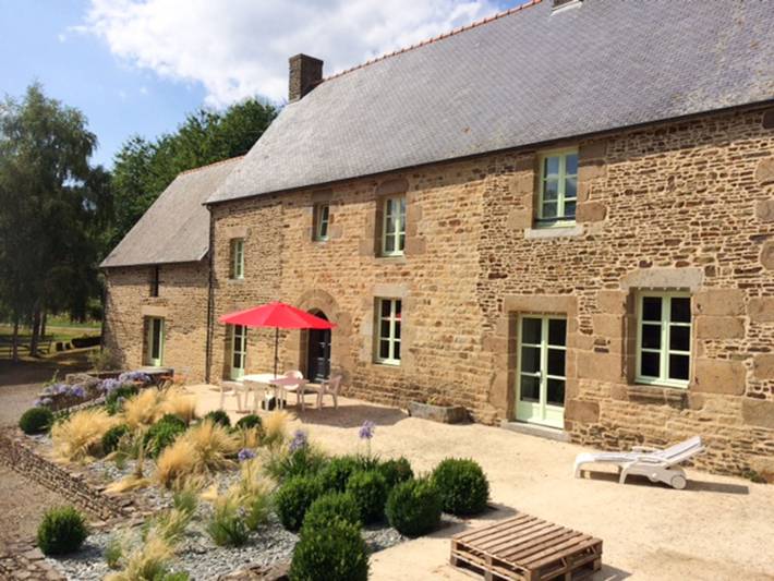 Location de vacances pour 6 personnes, avec vue et jardin dans Val-Couesnon - 3