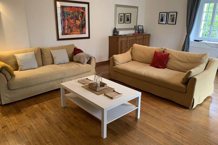 Gîte pour 7 personnes, avec terrasse ainsi que jardin et piscine dans Lunac - 2