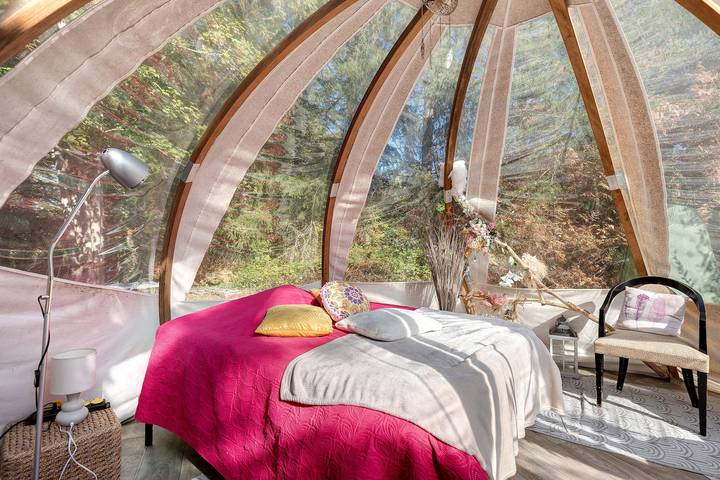 Guest Room “Bulle des Châteaux” with Wi-Fi and Pool in Chitenay, Sologne