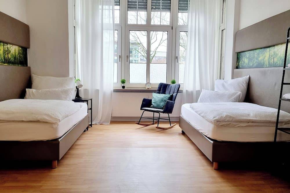 Ganze Wohnung, 135m² Apartment I max. 8 guests I Central I Kitchen I Balcony I Parking I Wi-Fi in Lünen, Ruhrgebiet