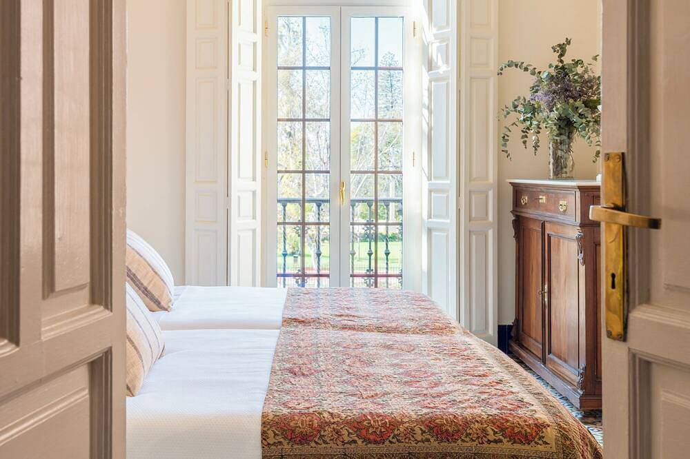 Villa Alfonso, Luxuriöses restauriertes Palasthaus neben der Plaza de España. in Distrito Sur (Sevilla), Sevilla