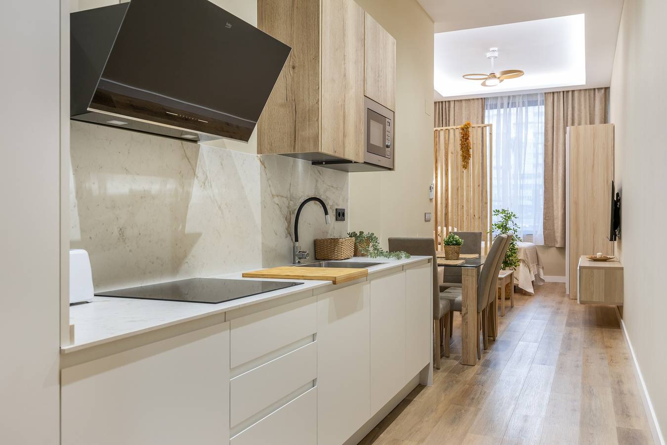 Apartamento entero, "Apartamento Brisas de Cádiz 2" con Wi-Fi y aire acondicionado in Playa La Victoria, Cádiz