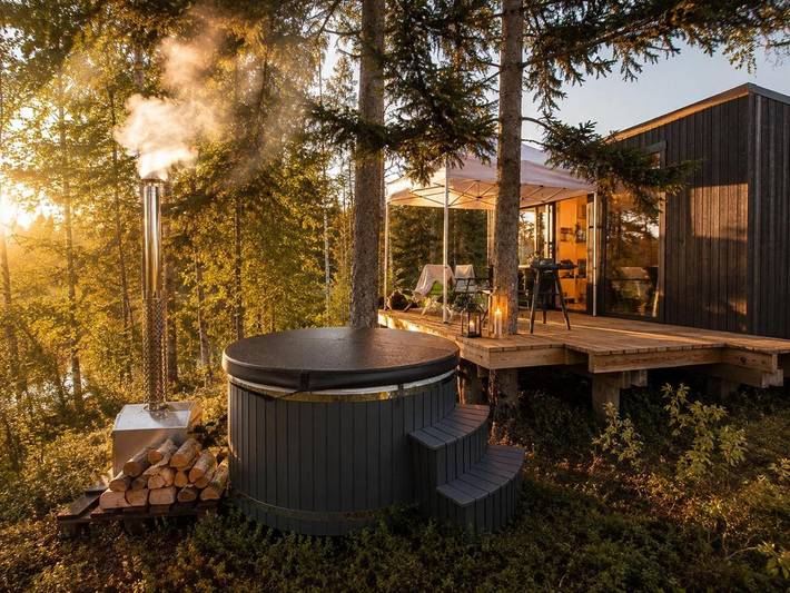 Fjellhytte for 4 personer, Balkong og Jacuzzi i tillegg til Terrasse og Sauna i Latvia