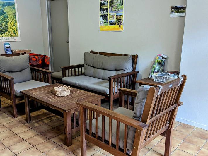 Gîte pour 9 personnes, avec jardin à Mélisey - 4