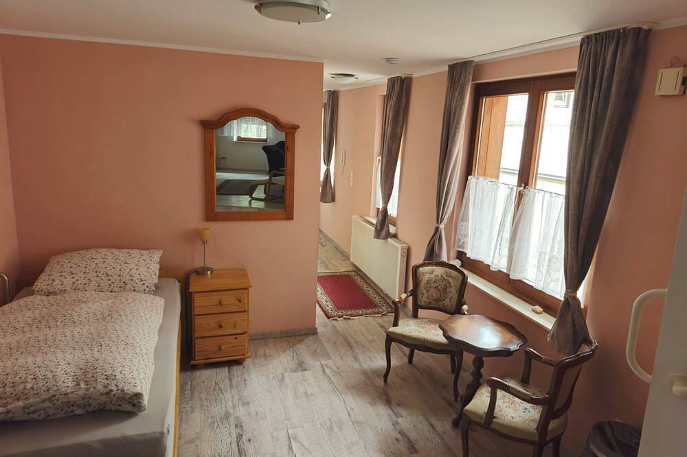 Ganze Wohnung, Ferienwohnung in der alt Stadt von Remagen! in Remagen, Landkreis Ahrweiler