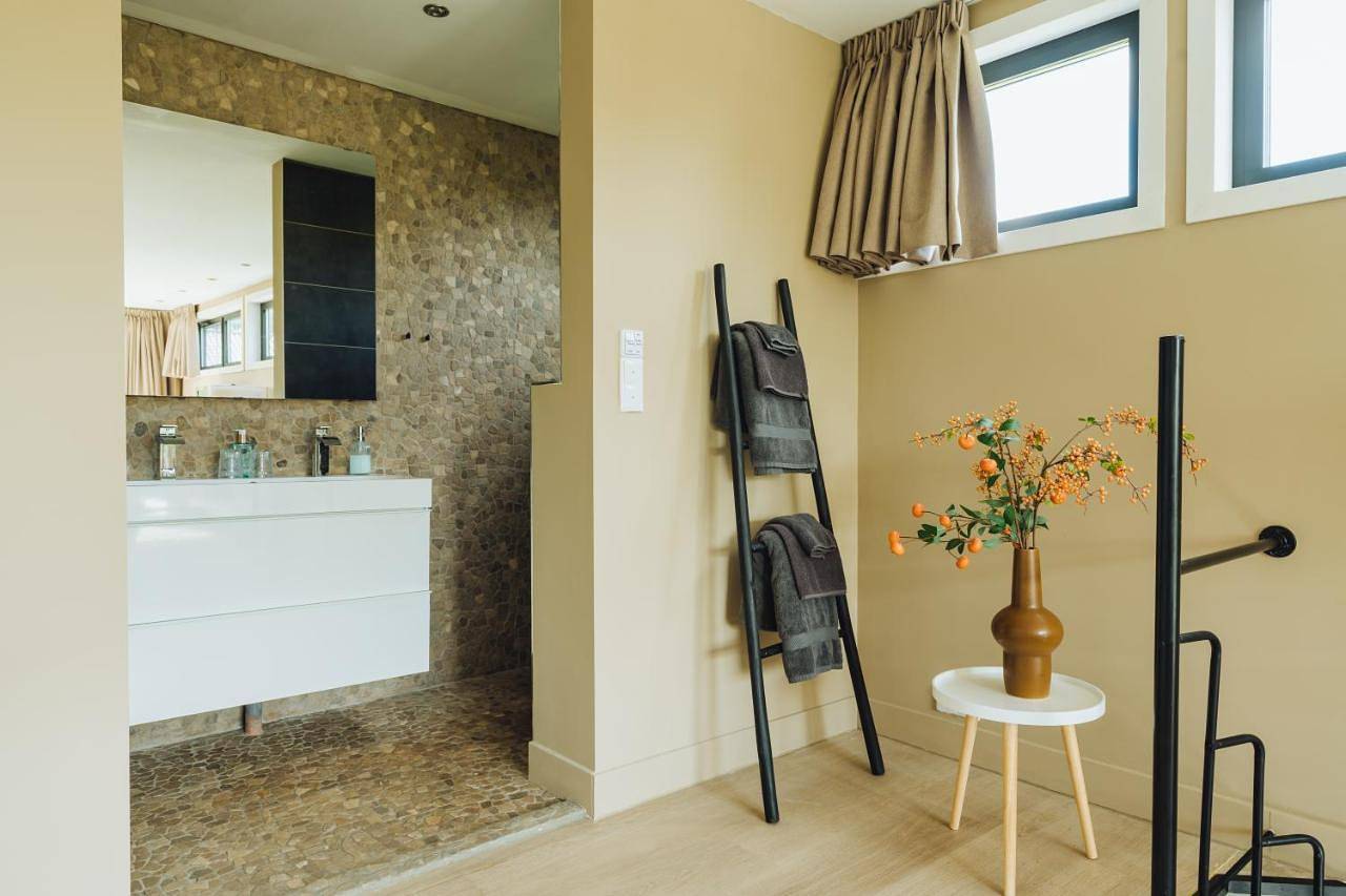 Double Room with Private Bathroom in Haarlem, Mer du Nord Pays-Bas