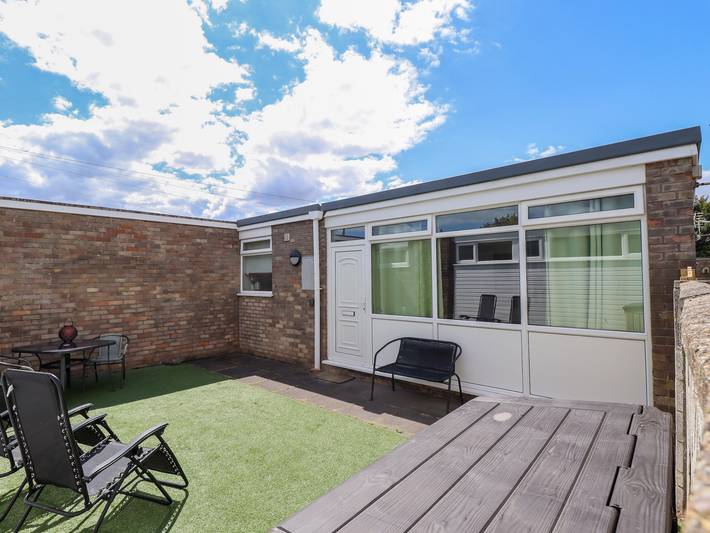 Cottage for 4 people, with Garden in Chapel St. Leonards