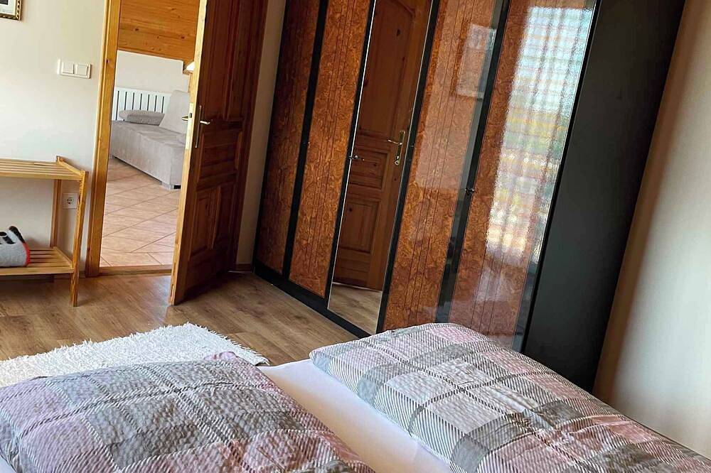 Ganze Wohnung, Ferienwohnung mit Klimaanlage und Internet in Gyenesdias, Balaton Hochland Nationalpark