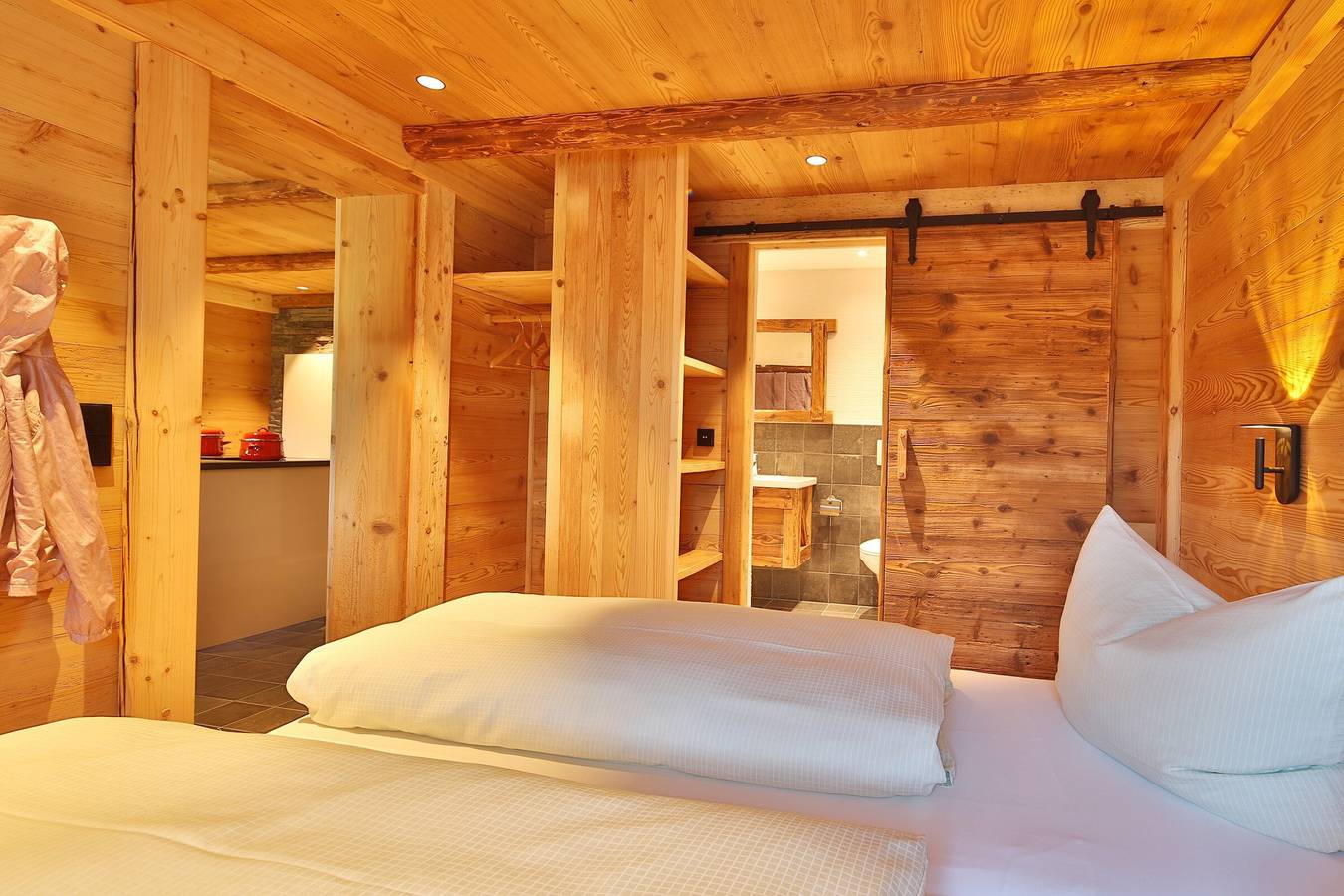 Ganze Wohnung, Ferienwohnung 'Hüttenstüble' mit Bergblick, Gemeinschaftsgarten und Wi-Fi in St. Märgen, Südschwarzwald