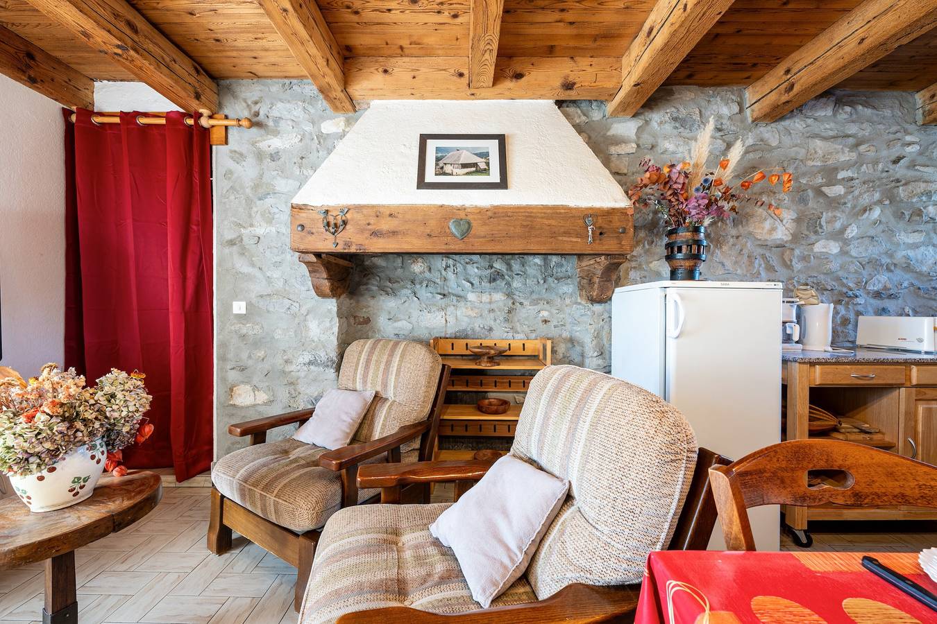 Maison "La Belle Étoile" avec vue sur la montagne et jardin partagé in La Sambuy-Seythenex, Seythenex