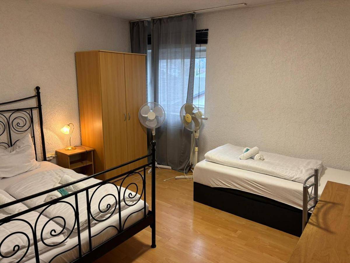 Ganze Wohnung, Apartmenthaus - Mackenbach in Mackenbach (Kaiserslautern), Saar-Nahe-Bergland