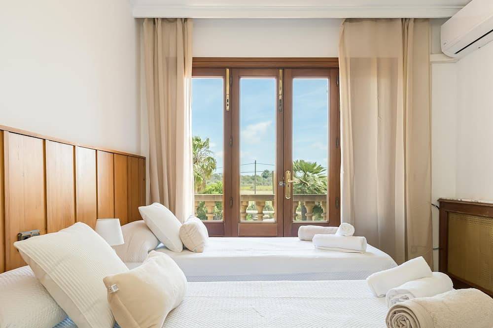 Villa Son Ferriol in Son Ferriol, Palma