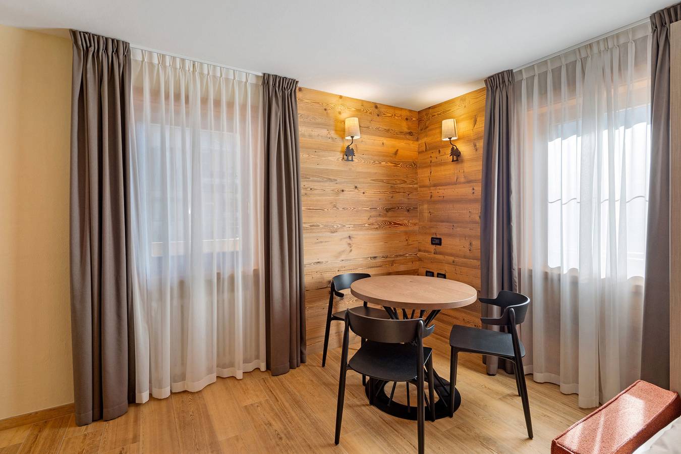 Estudio entero, Apartamento 'Cràp de la Parè' con vistas a la montaña, jardín compartido y Wi-Fi in Livigno (Town), Livigno