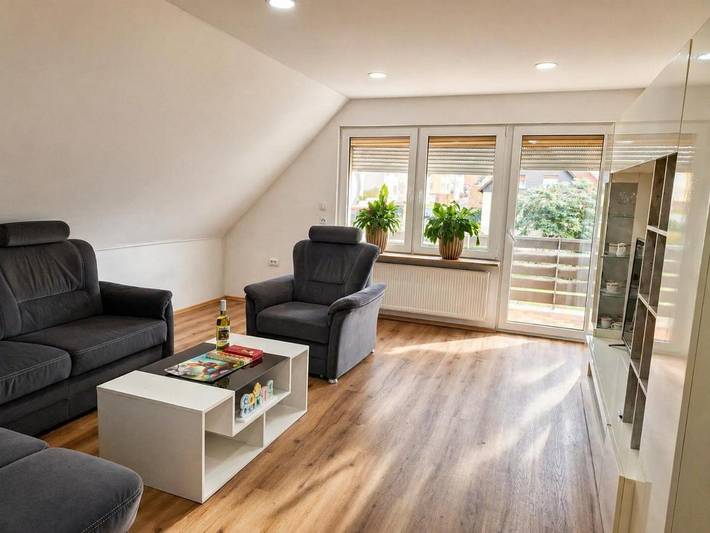 Ferienwohnung für 8 Personen, mit Balkon und Garten sowie Ausblick in Meinhard - 2