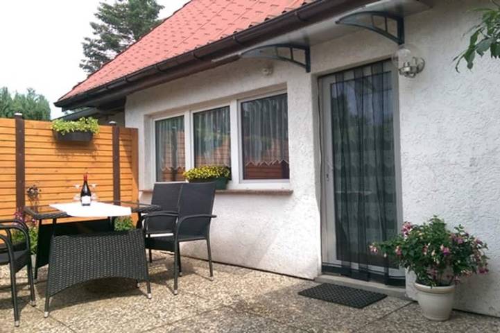 Ferienhaus für 4 Personen, mit Terrasse und Garten in Lühmannsdorf