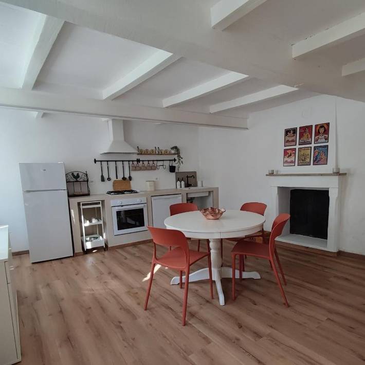 Gîte pour 4 personnes, avec terrasse, animaux acceptés à Corniglio