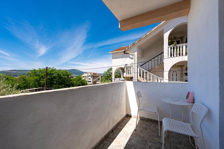 Maison d’hôte pour 2 personnes, avec vue et terrasse dans Tivat