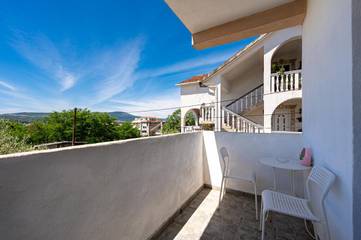 Maison d’hôte pour 2 personnes, avec terrasse et vue dans Tivat