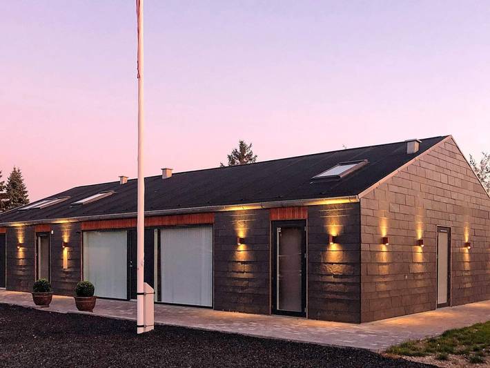 Ferienhaus für 9 Personen, mit Garten und Sauna sowie Terrasse, mit Haustier in Dannemare