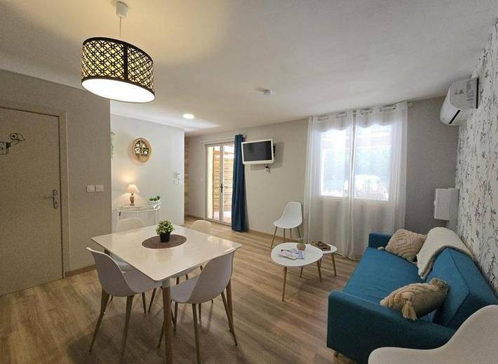 Gîte pour 9 personnes, avec jardin et piscine à Manaurie - 2