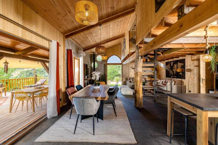 Chalet pour 6 personnes, avec jardin et vue, animaux acceptés - 1