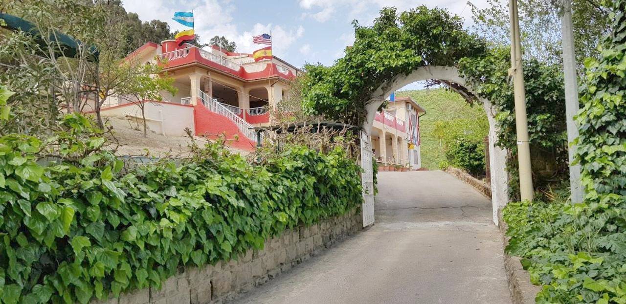 Triple Room with Bathroom in Calascibetta, Province d'Enna