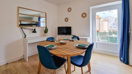 Gîte pour 4 personnes, avec balcon à Aigues-Vives