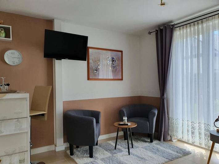 Ferienwohnung für 2 Personen, mit Terrasse und Ausblick in Weilheim - 3